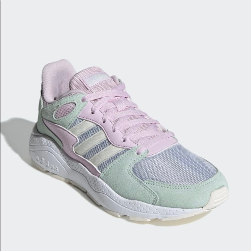 Adidas chaos athletic/running shoe